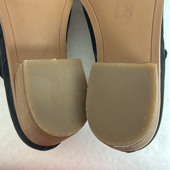 Franco Sarto Black Suede Leather Side Zip Ankle Bootie Boots - Picture 10 of 16